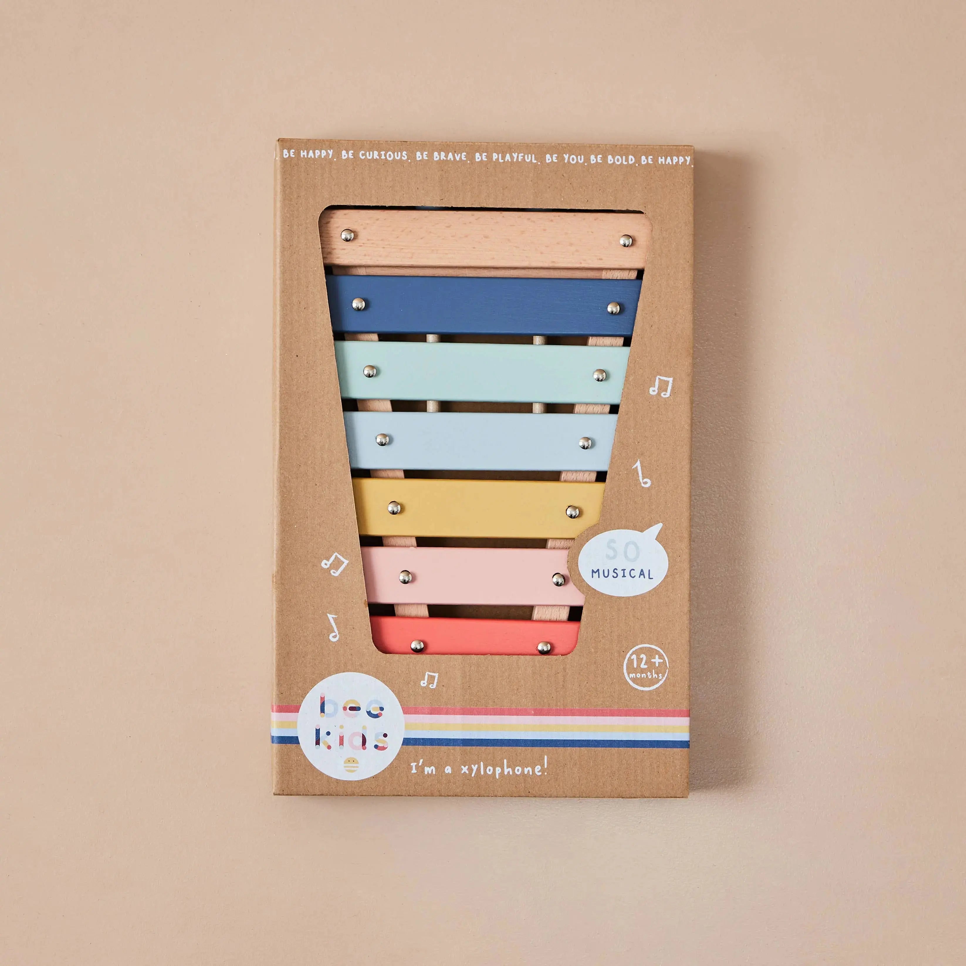 Spielzeug Xylophon aus Holz mit farbigen Klangstäben in der Produktverpackung