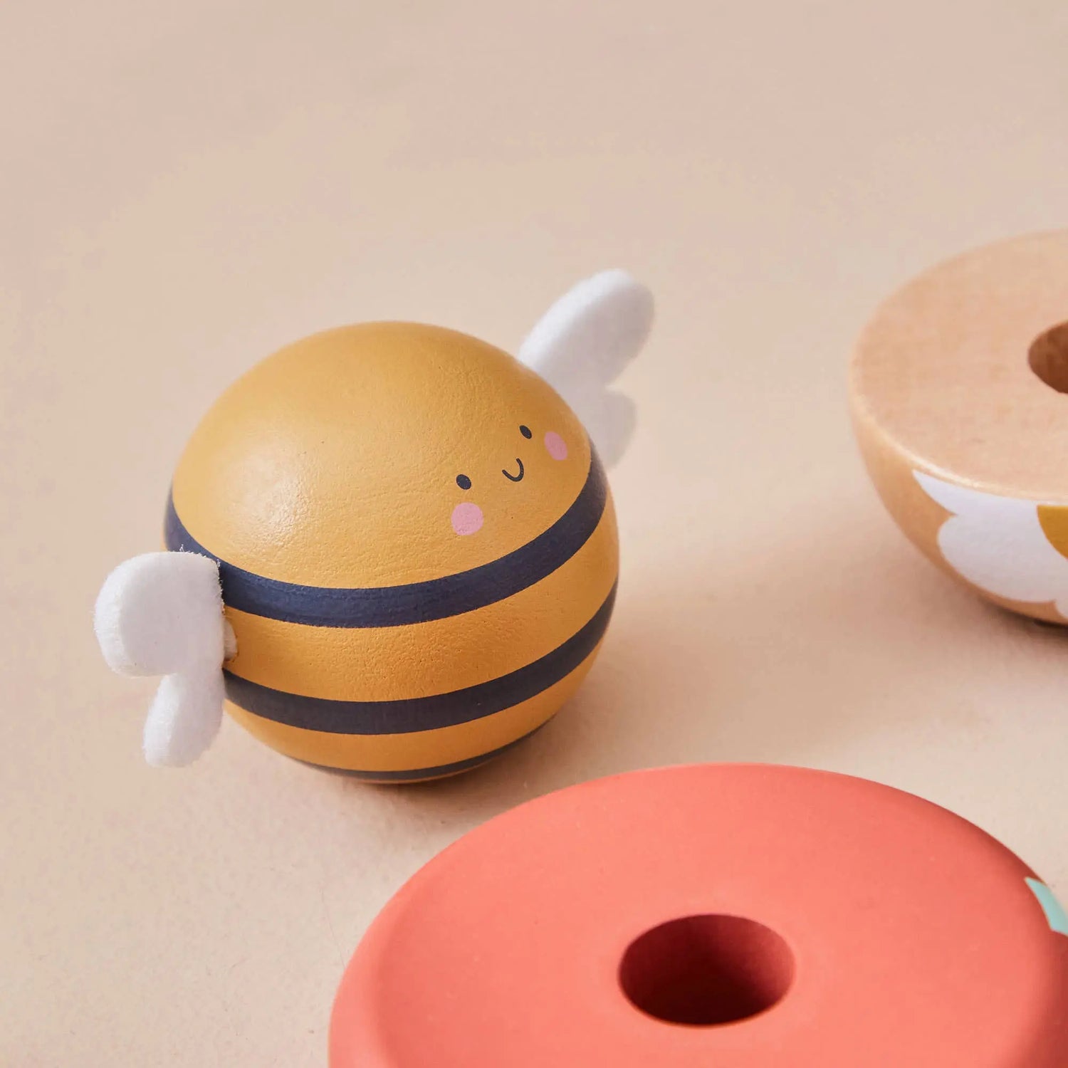 Holzspielzeug für Kinder aus dem Sortiment von Mein Wunderland