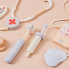 Doktor Rollenspielset aus Holz mit Stethoskop, Spritze und medizinischem Zubehör