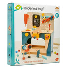 Verpackung der Werkbank aus Holz mit Abbildung der Werkzeuge, Bohrmaschine und verschiedenen Spielelemente.